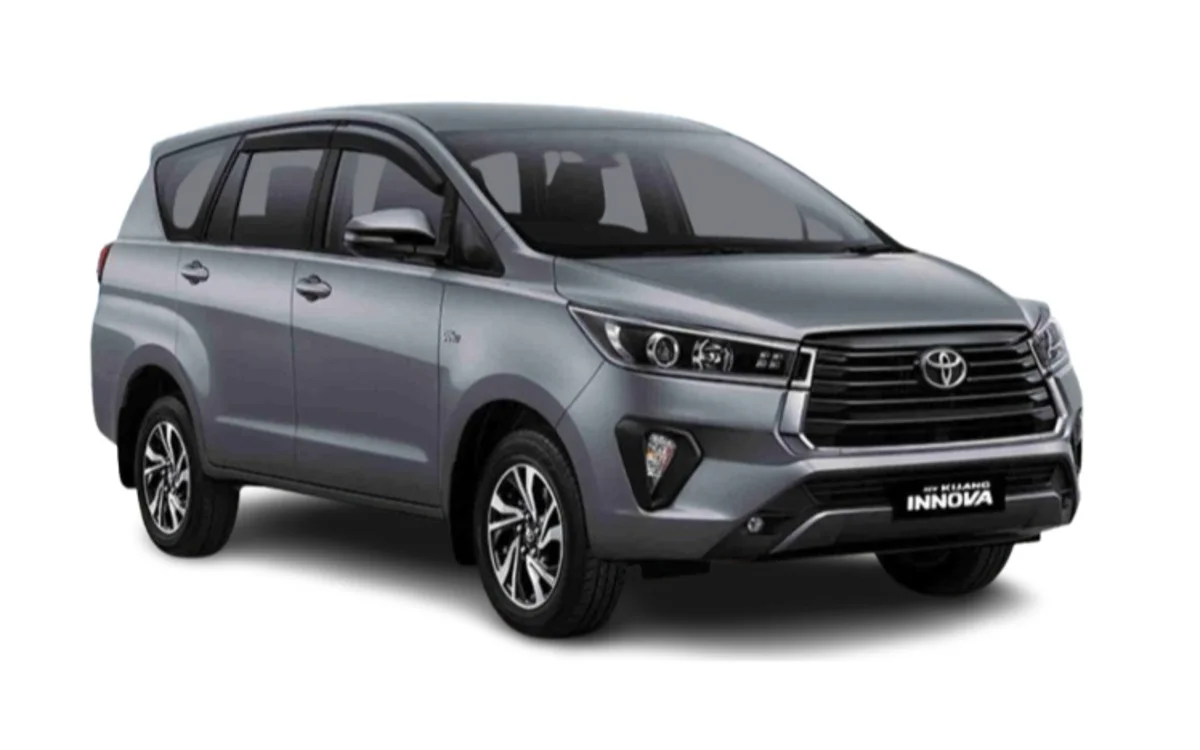 Toyota Innova NEW REBORN Solar 2021